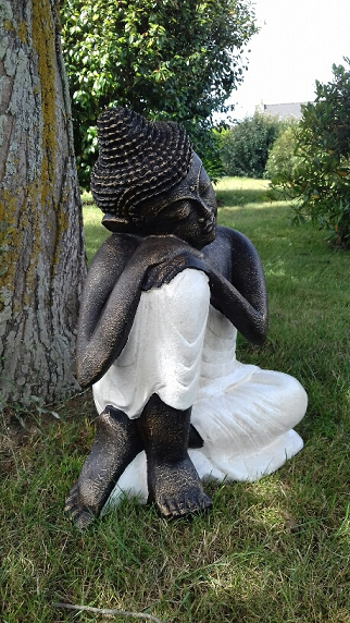 Bouddha penseur tunique blanche H60cm