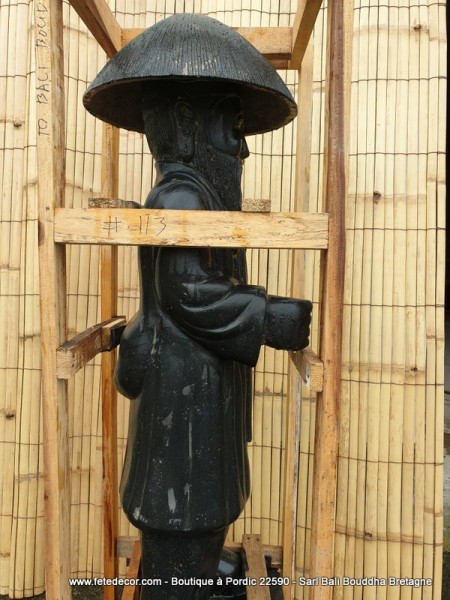 Statue homme sage japonais