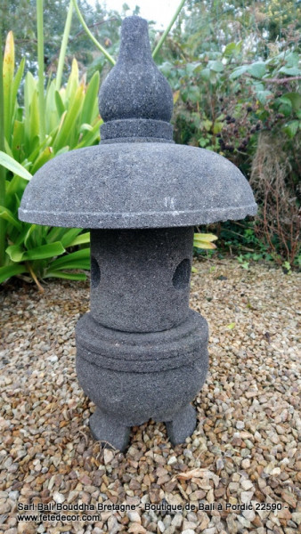 Lampe jardin kodai pierre de lave