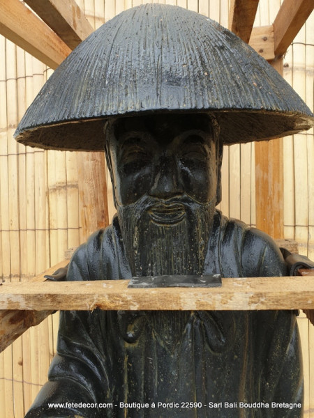 Statue homme sage japonais